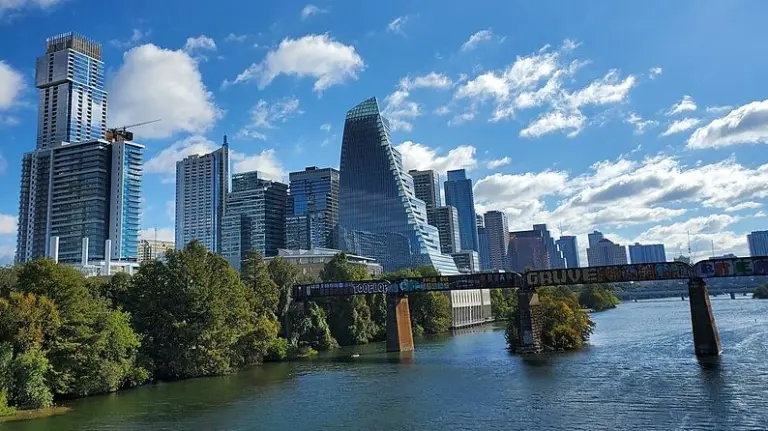 Top 10 Austin Hotels with Balcony in 2024