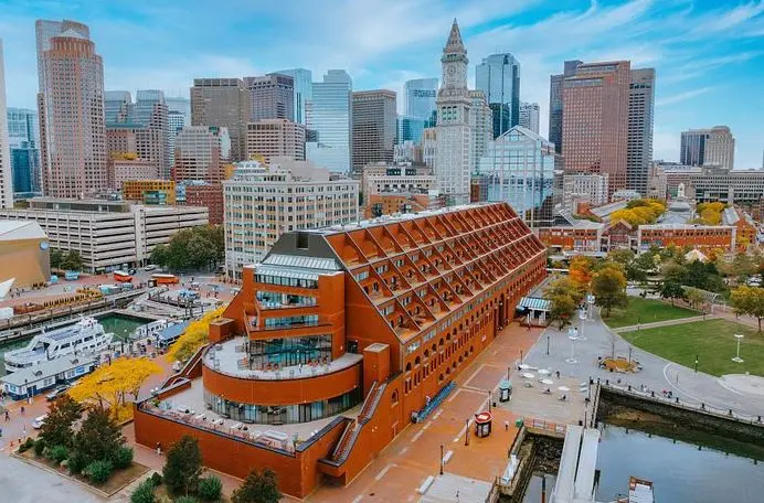 Boston Hotels with Balcony